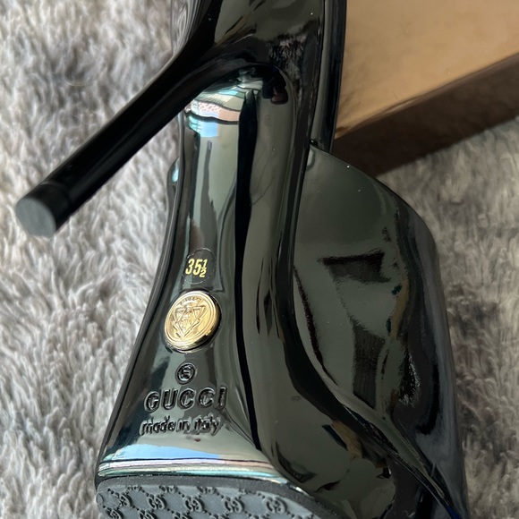 NEW Gucci Stiletto Mules Black Patent Leather Open Peep Toe Slides 35.5 - Picture 3 of 9